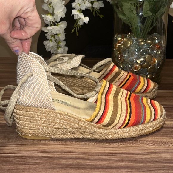 Lord and Taylor striped espadrilles with ties around ankle. - Picture 7 of 16